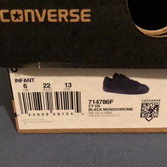 Infant Converse - Picture 7 of 7